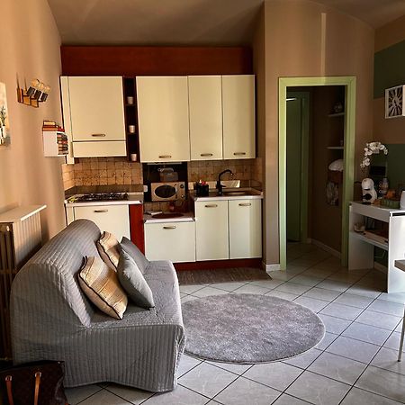Bon Bon Del Corso Con Terrazzo E Aria Condizionata Lägenhet Asti Exteriör bild