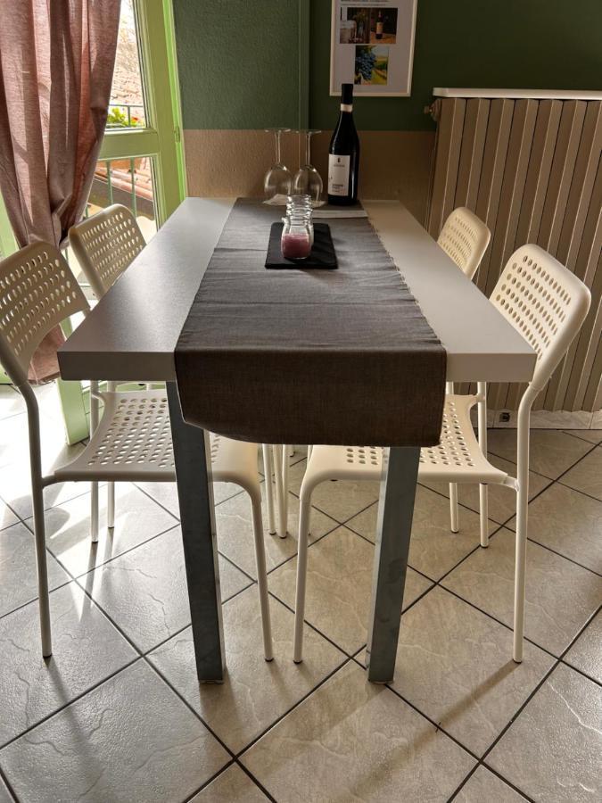 Bon Bon Del Corso Con Terrazzo E Aria Condizionata Lägenhet Asti Exteriör bild