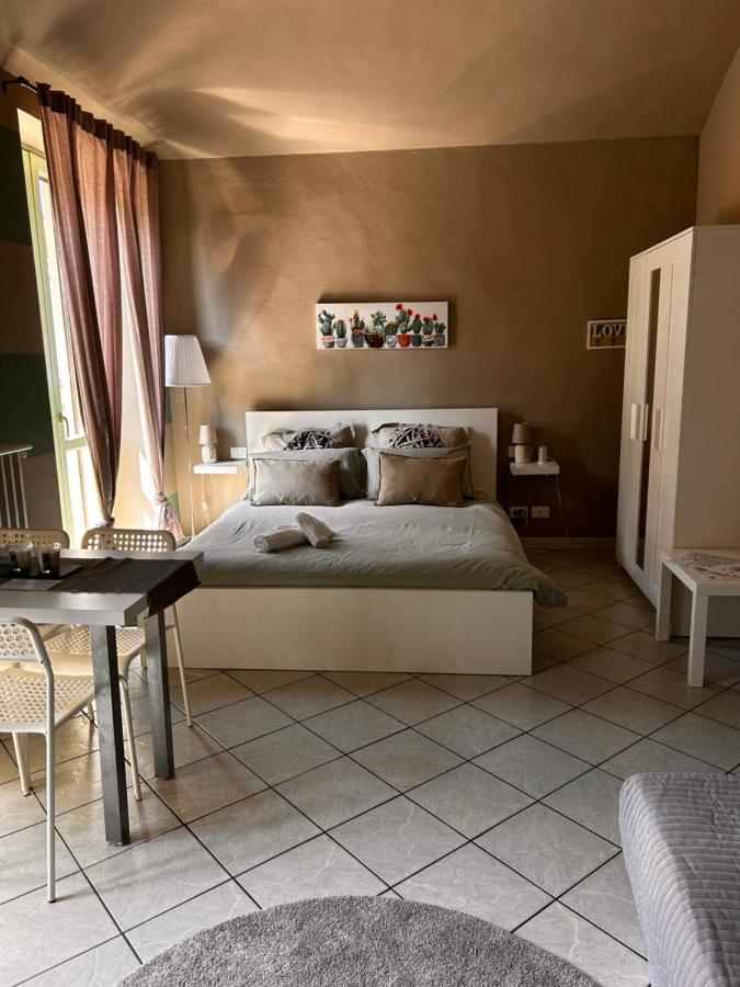 Bon Bon Del Corso Con Terrazzo E Aria Condizionata Lägenhet Asti Exteriör bild